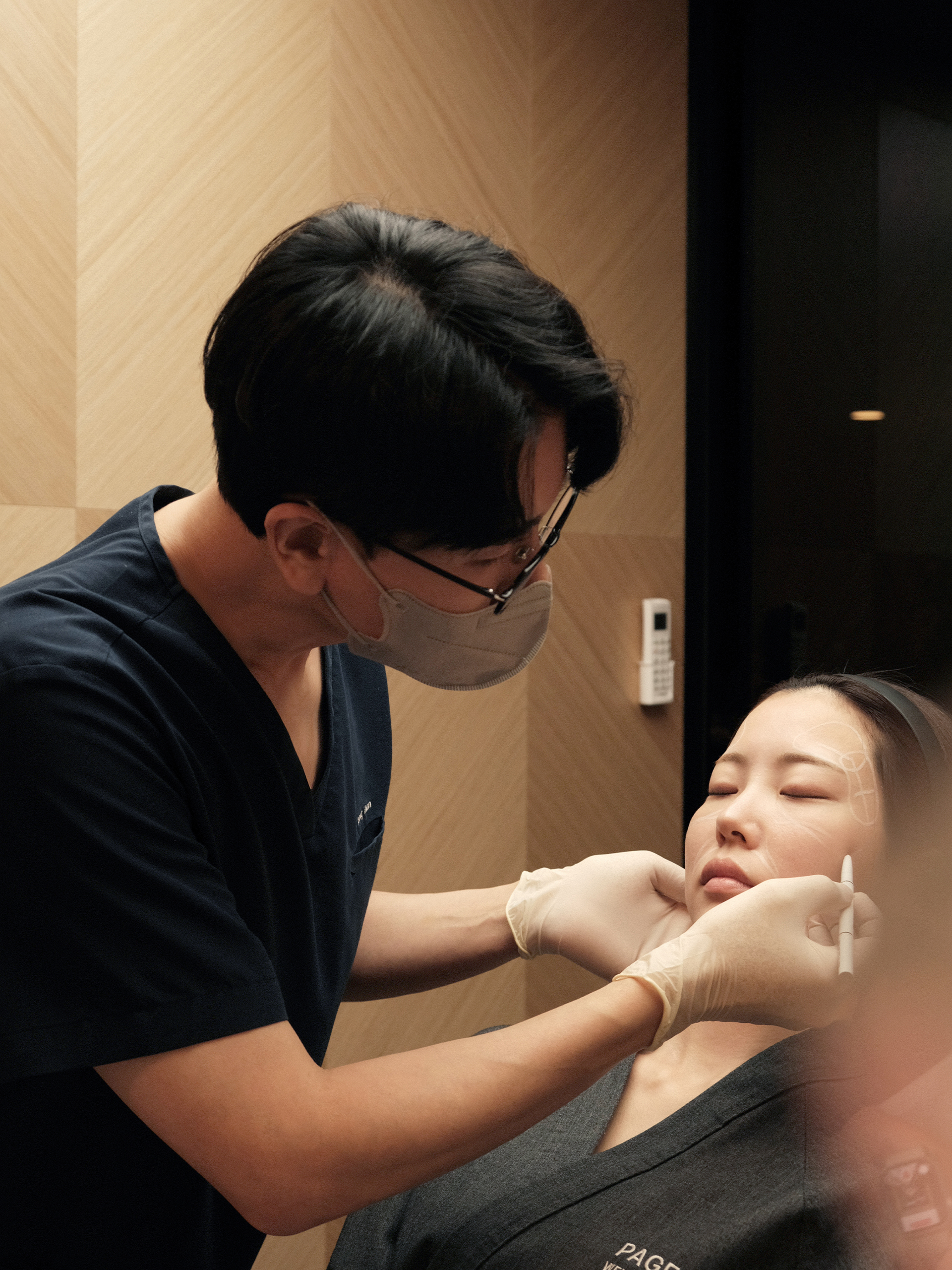 contouring filler 8